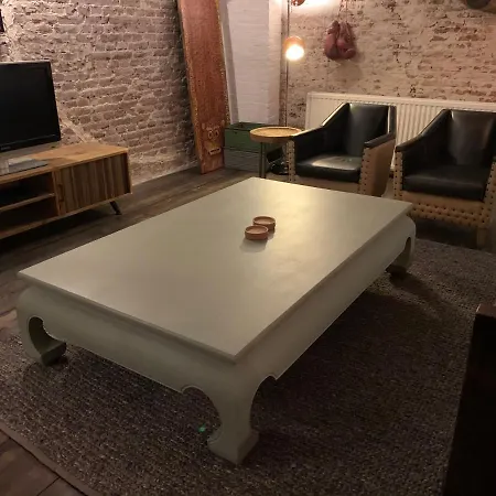 Vintage Style One Bedroom Centre *